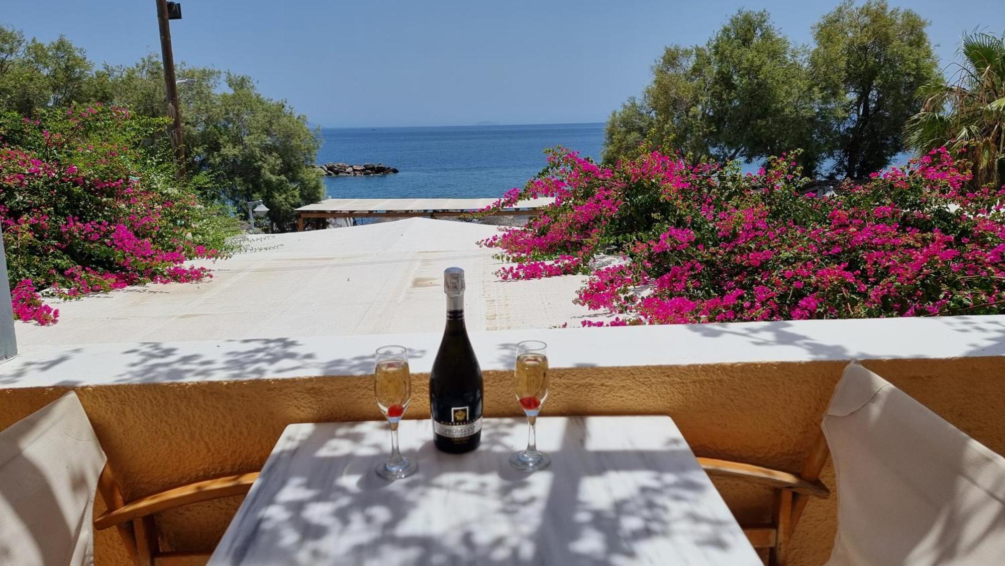 Hotel Nostos (adults Only) Kamári